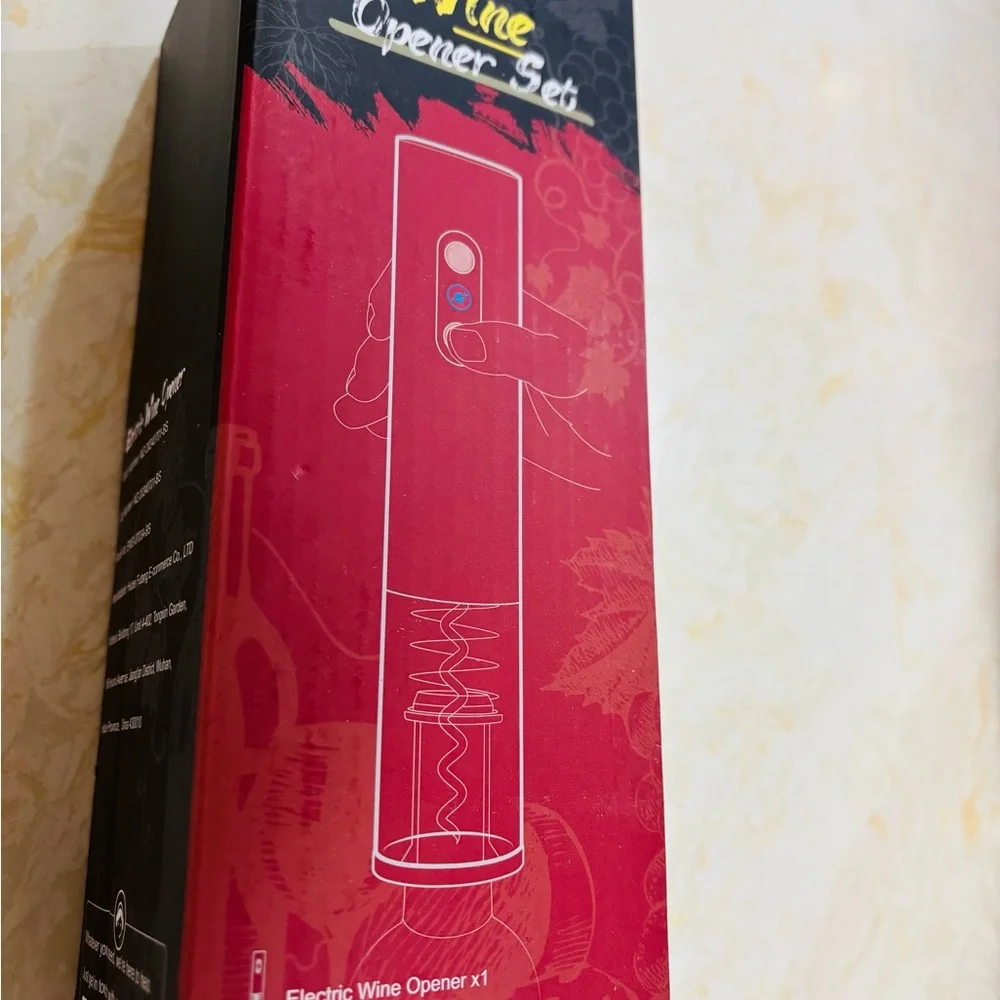 Electric Wine Opener Set with Accessories - Picture 8 of 8